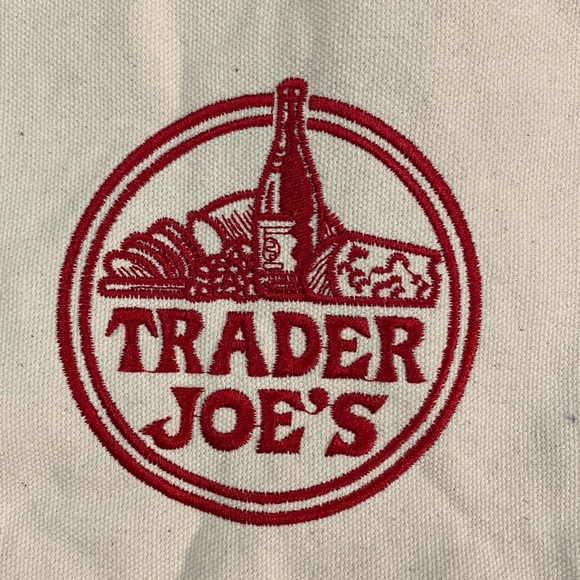 ❤️ Trader Joe’s Reusable Tote Bag NWT - Picture 2 of 6